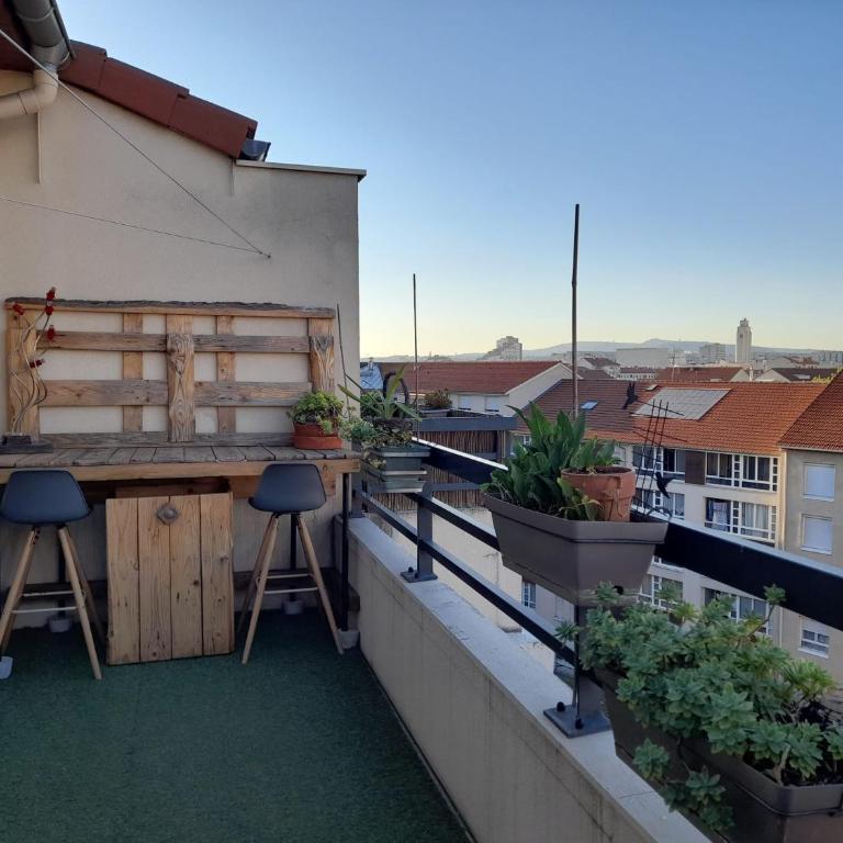 appart sympa confort bien situé - Studio Apartment - 25