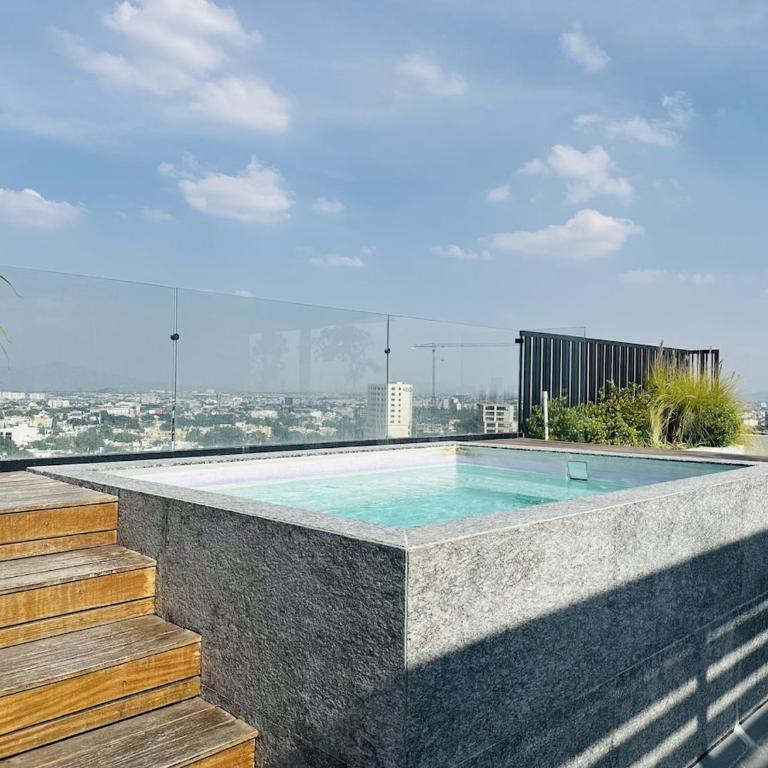 Hermoso Departamento frente a Midtown con Parking - Apartamento de 2 dormitorios - 3