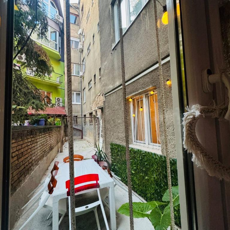 Miss Nareens Central Apartment with free garage - Apartment - 22