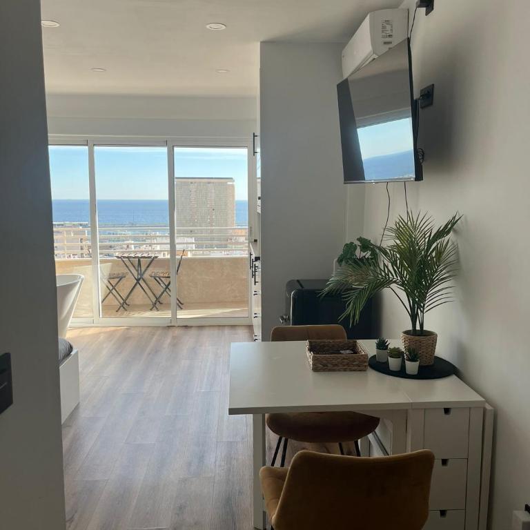 Amazing views - One-Bedroom Apartment - 3