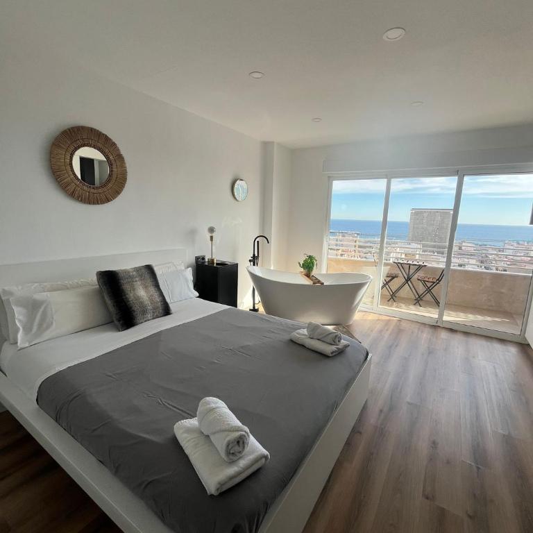 Amazing views - One-Bedroom Apartment - 4