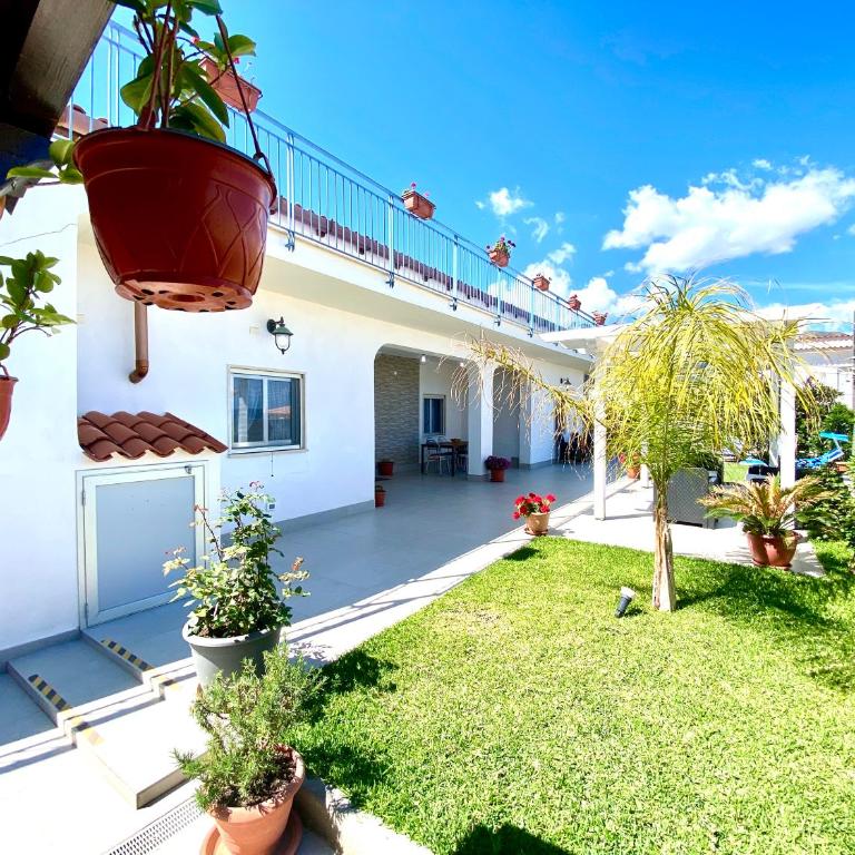 Villa dei Gerani, a 500 mt dal mare - Appartamento con 3 Camere da Letto - 2