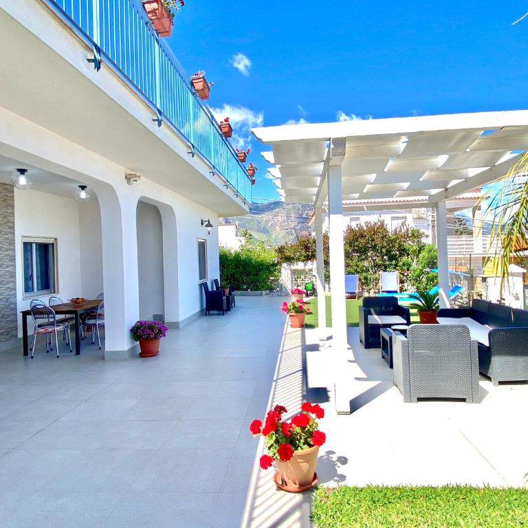 Villa dei Gerani, a 500 mt dal mare - Appartamento con 3 Camere da Letto - 1