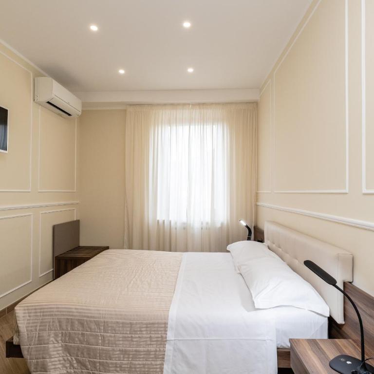 Scaligero Rooms - Camera Matrimoniale Deluxe con Vista Castello - 3