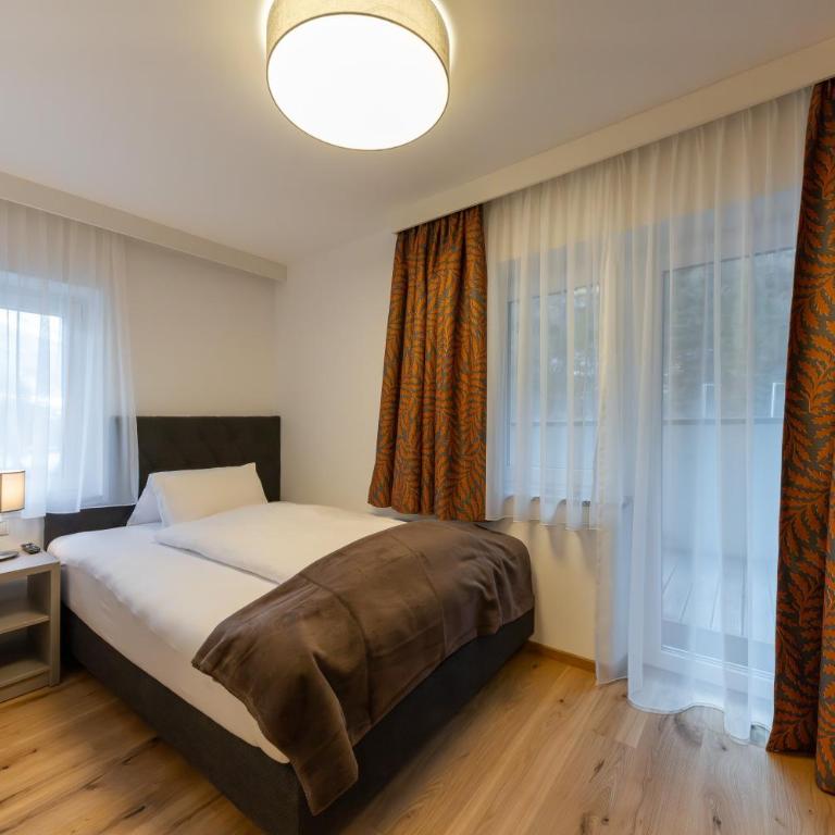 Haus Bergkastelblick - Deluxe Einzelzimmer mit Balkon - 2