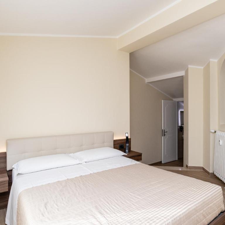 Scaligero Rooms - Camera King con Vasca Idromassaggio - 4