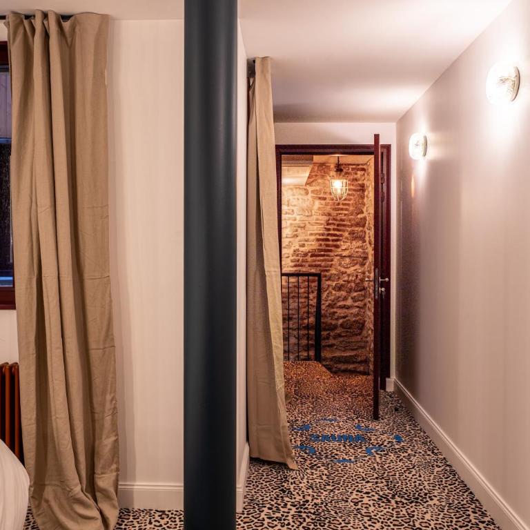 Suites 31Bis - Cinq suites d'architecte, entre héritage et design - Sauna - Nancy Centre - Suite avec Sauna - 6