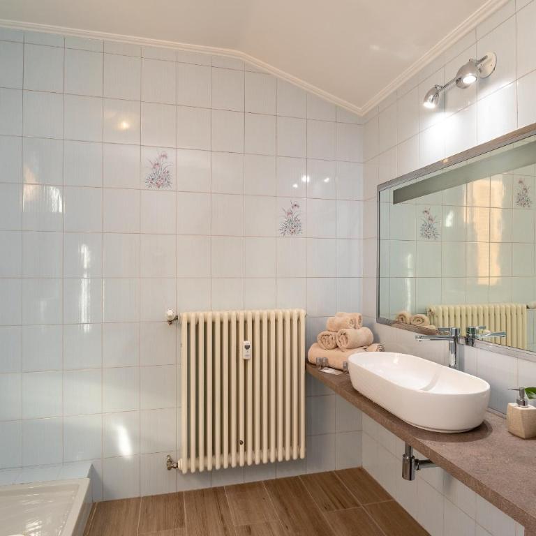Scaligero Rooms - Camera Matrimoniale Deluxe con Balcone - 13