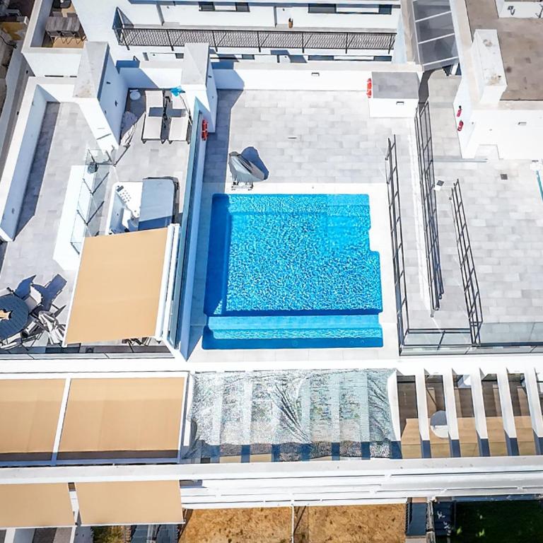 ViVi Homes - Alira, Pool, Terrace, Close to Beach - Apartamento de 2 dormitorios - 3