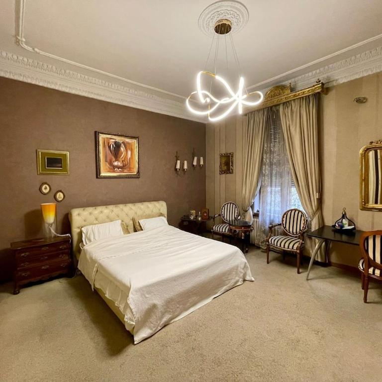Dorcol Mansion 3BR Apartment at City Center - Three-Bedroom Apartment - 16