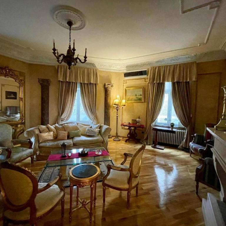 Dorcol Mansion 3BR Apartment at City Center - Three-Bedroom Apartment - 19