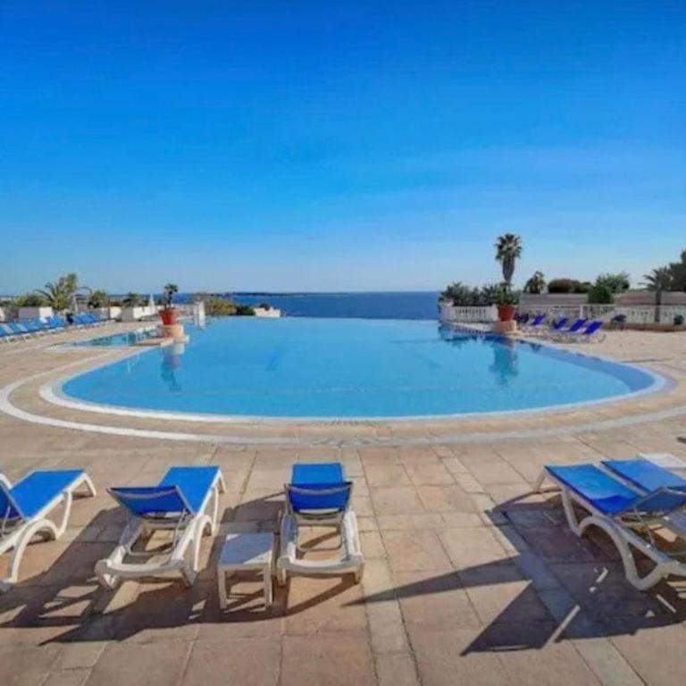 Vue mer piscine parking tennis 4 personnes - Apartment mit 1 Schlafzimmer, Meerblick und Terrasse - 15
