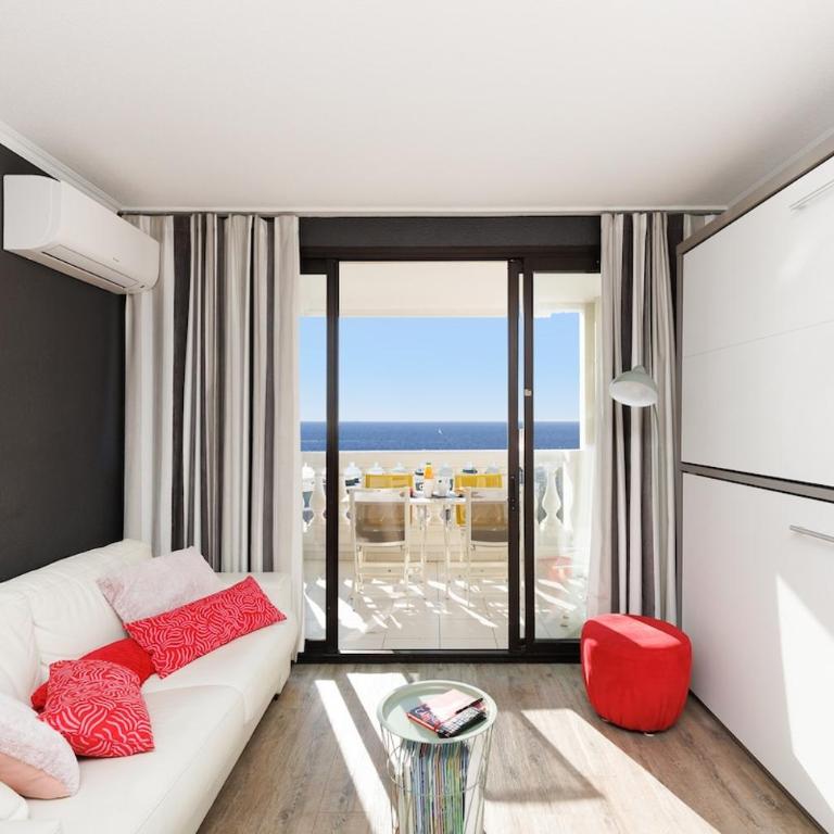 Vue mer piscine parking tennis 4 personnes - Apartment mit 1 Schlafzimmer, Meerblick und Terrasse - 4