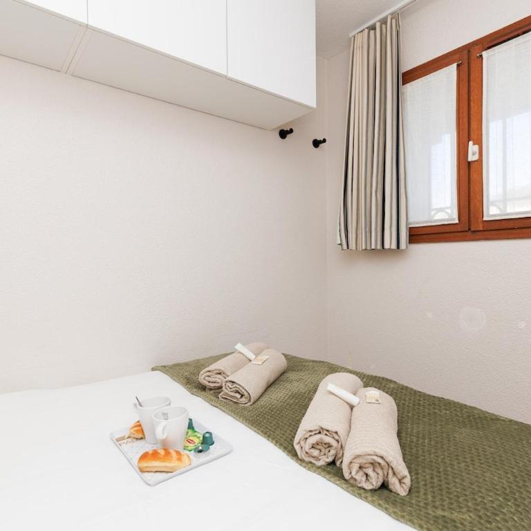 Vue mer piscine parking tennis 4 personnes - Apartment mit 1 Schlafzimmer, Meerblick und Terrasse - 10