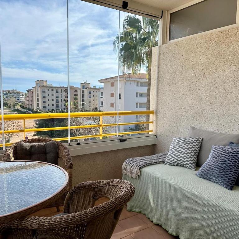 Las Terrazas - Three-Bedroom Apartment - 4