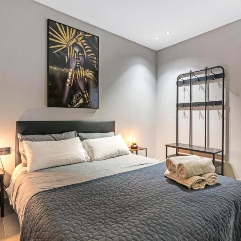 City Scape Suites - Two-Bedroom Apartment - 32