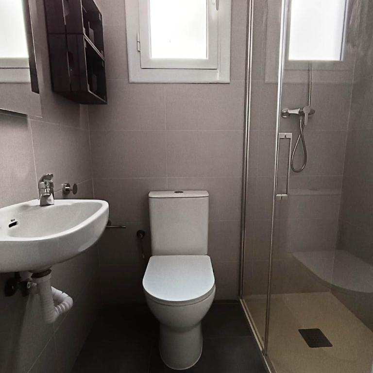 Barcelona Eixample - Sagrada Familia - Monumental - City Center - Three-Bedroom Apartment - 9