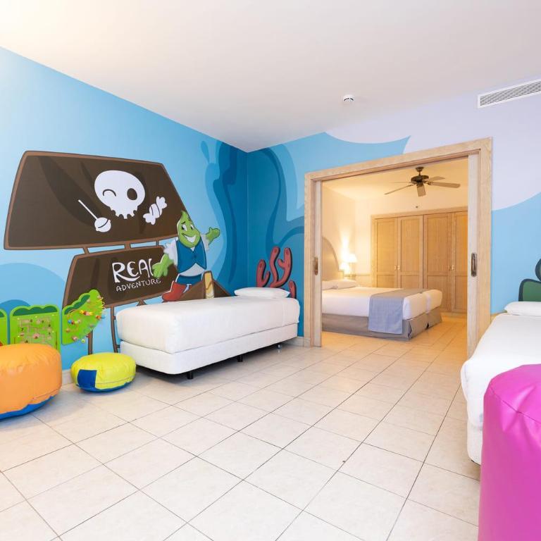 Gran Castillo Tagoro Family & Fun Playa Blanca - Suite Junior Temática (2 adultos) - 1