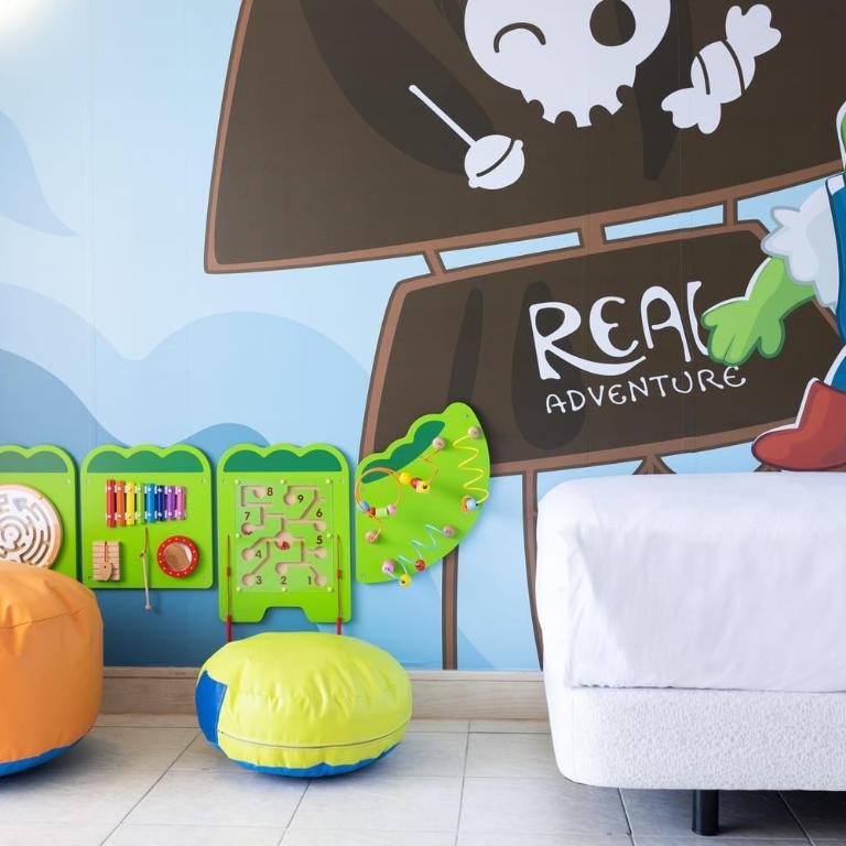 Gran Castillo Tagoro Family & Fun Playa Blanca - Suite Junior Temática (2 adultos) - 3