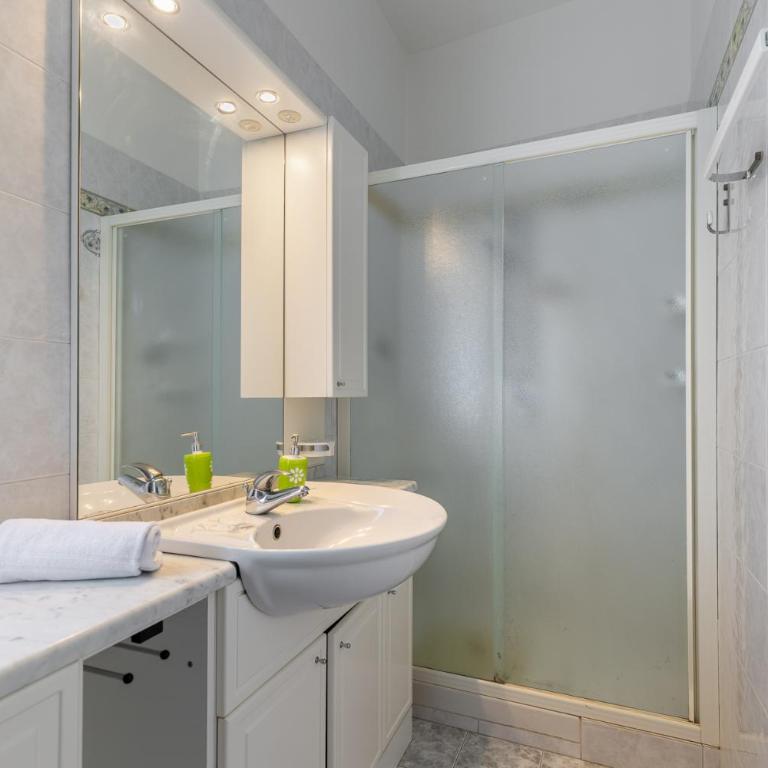 Hostdomus - Casa Ambra - Appartamento con 1 Camera da Letto - 11