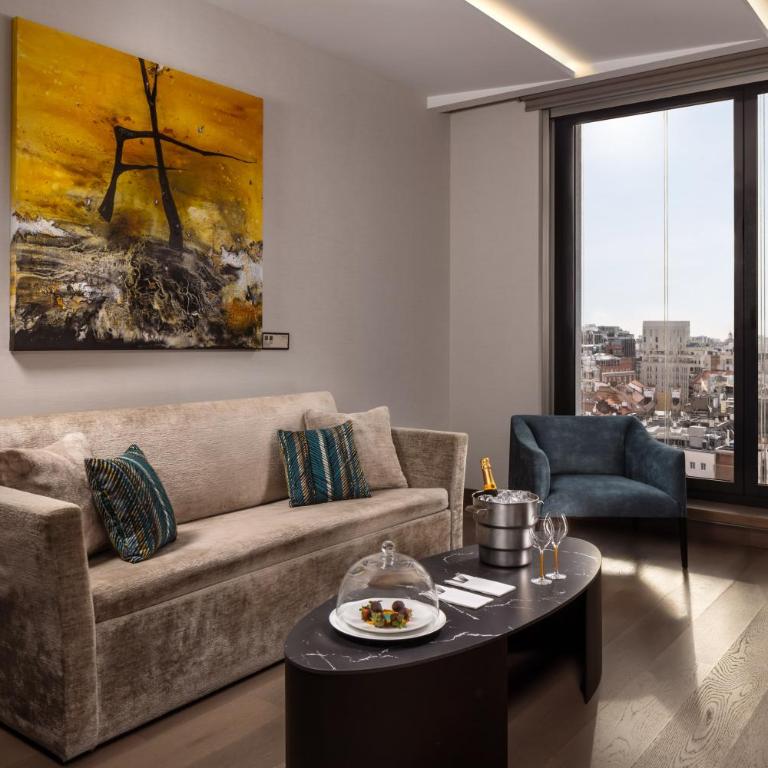 VP Plaza España Design - Suite - 2