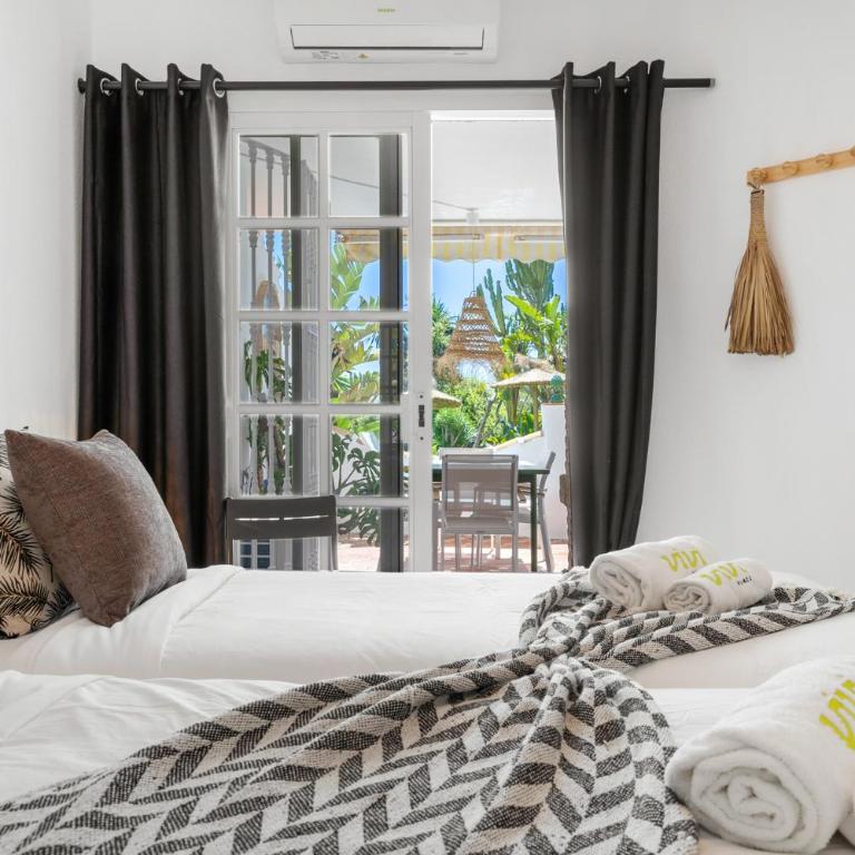 Vivi Homes - Mirazul - front beach view - pool - terrace - Apartamento de 3 dormitorios con vistas al océano - 18