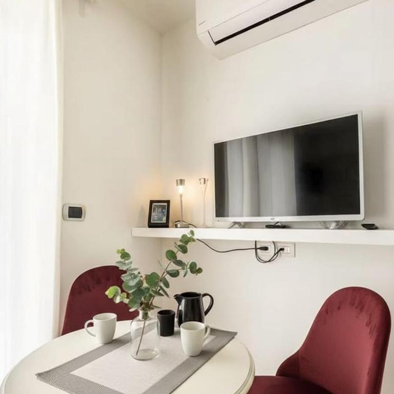 Terrace with Tiber View - Trastevere - Monolocale con Balcone - 9