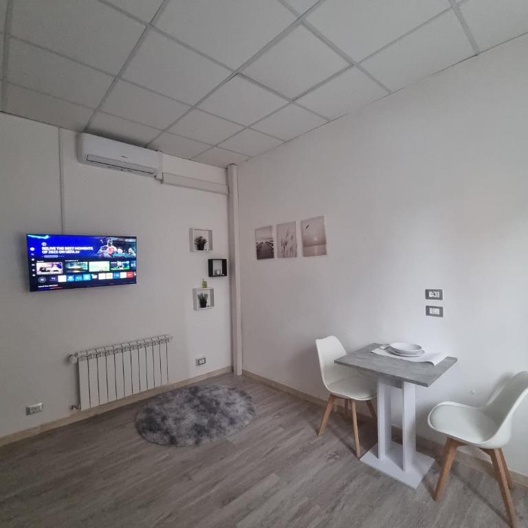 Fiera Village Rooms - Camera Doppia con Letti Singoli con Bagno Privato - 1