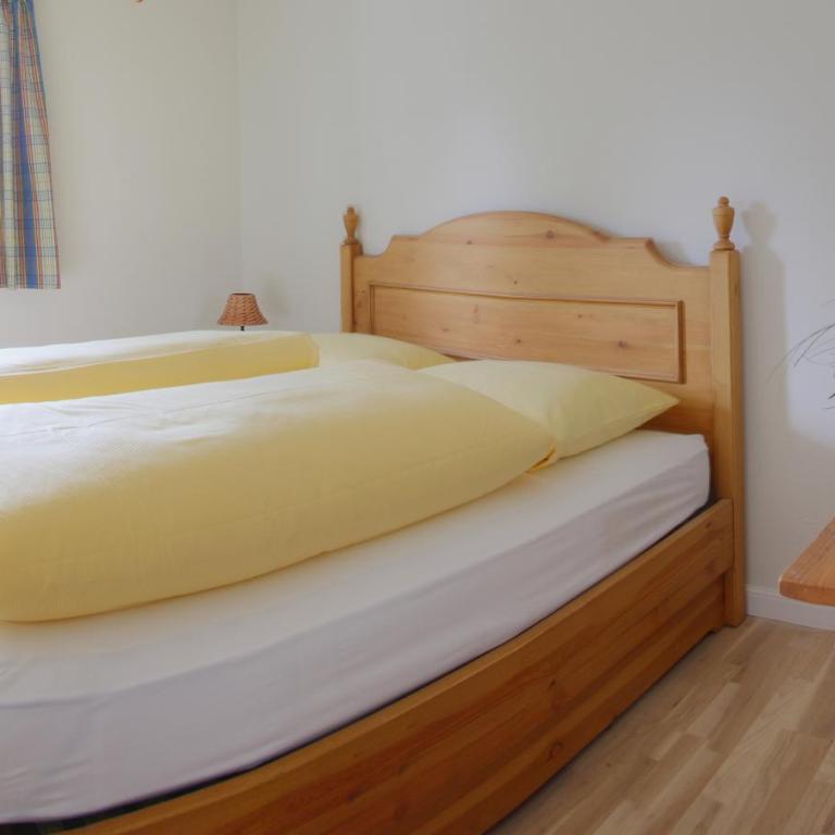 Alpenhof Garnihotel & Ferienwohnungen - Budget Double Room - 3