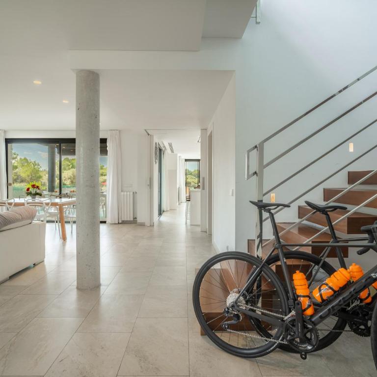 Villa Bauló Beach Cycling - Villa with Private Pool - 2