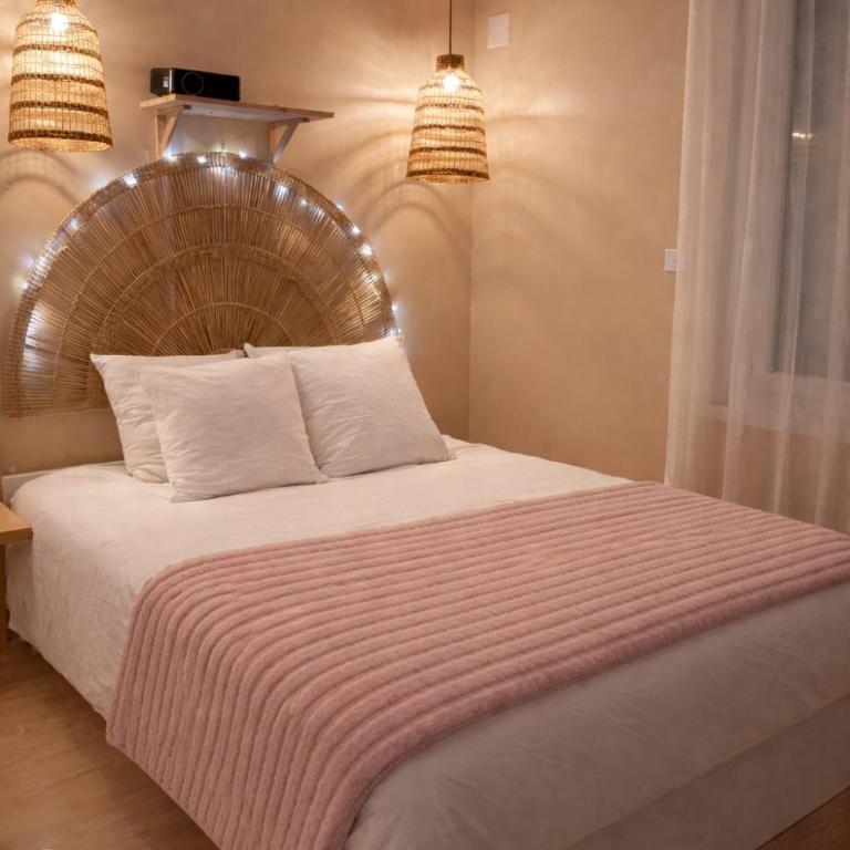 Suite Bali et sauna privé - vidéo projecteur - escapade romantique-centre - One-Bedroom Apartment - 1