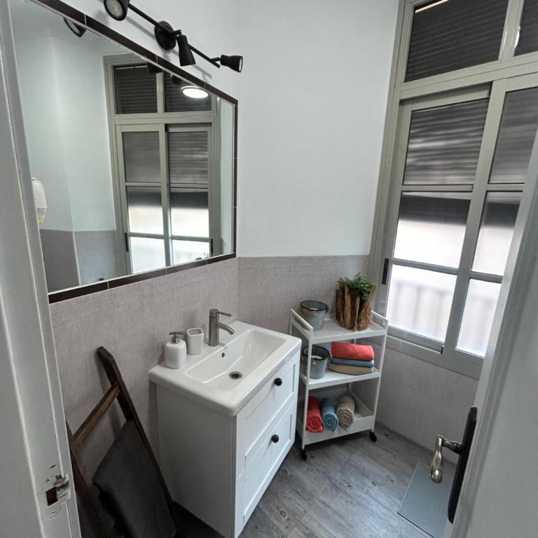 Elegante Apartamento Centro Histórico de Málaga - Apartamento de 1 dormitorio - 2