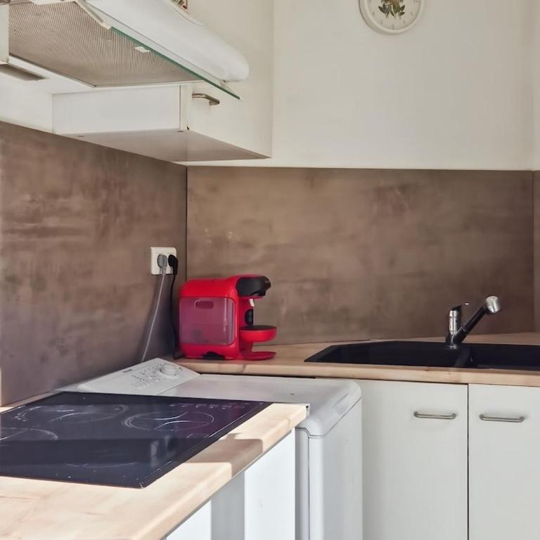 Studio, Downtown, Train Station, WiFi, Air Conditioning - Appartement - 8
