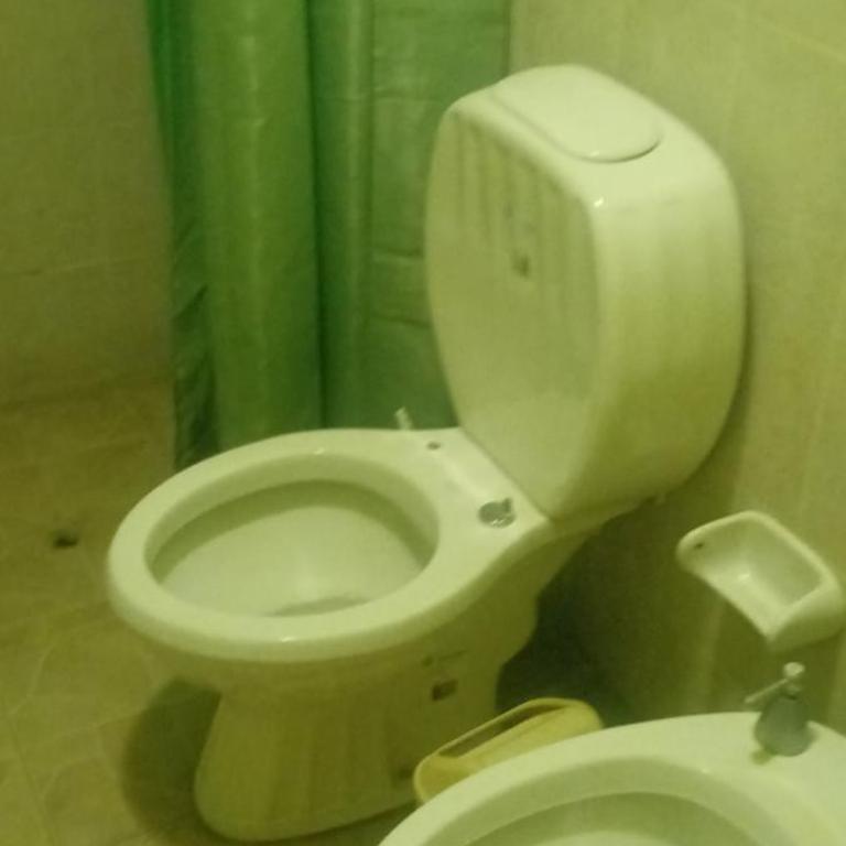 Hostal Centrico Pinocho - Habitación Triple con baño privado - 3