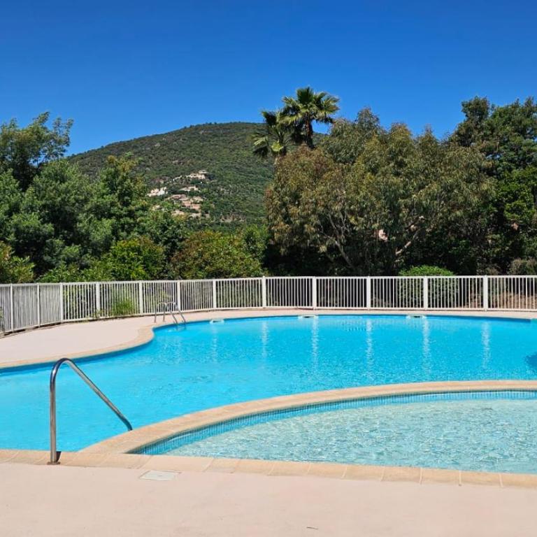 Appartement vue mer, climatisé avec balcon - Apartamento de 1 dormitorio - 1