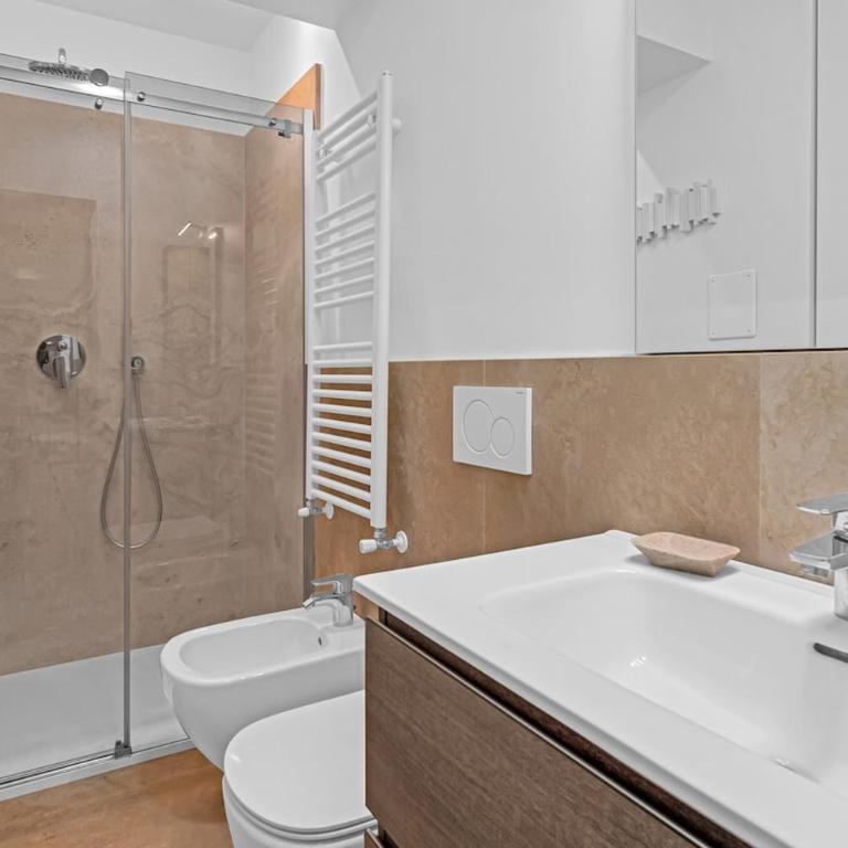 Green Marble Luxury Residence - Appartamento Familiare con 2 Camere da Letto - 16