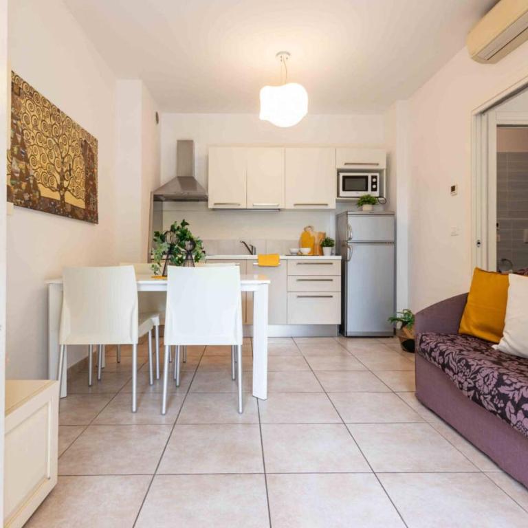 Relaxing apartment in a village with swimming pool - Apartment - 2