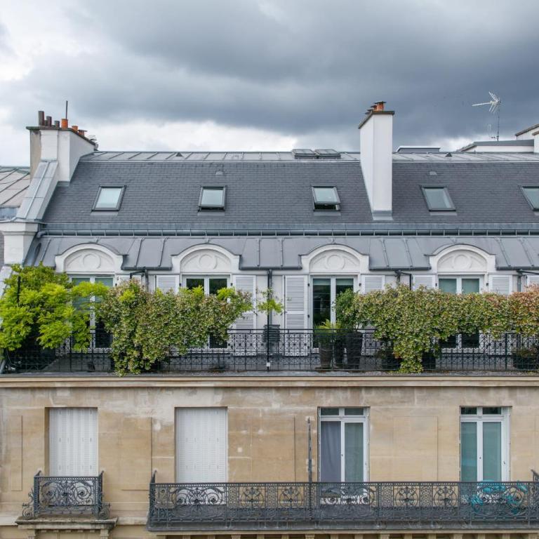 Chic studio dans le 8ème avec balcon - Studio - 7