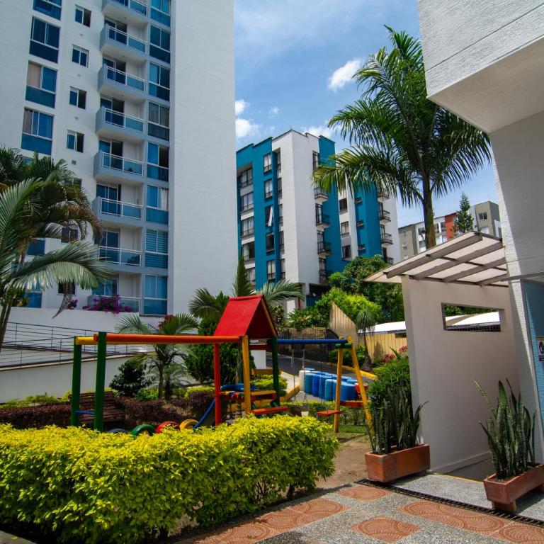 Ubicación Privilegiada Torre 2 - Apartamento de 3 dormitorios - 15