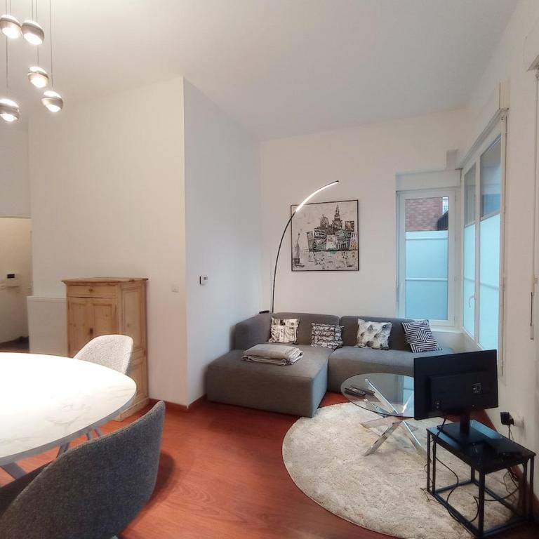 Charmant T2 45M2 RDC au coeur du vieux Lille - Appartement 1 Chambre - 1