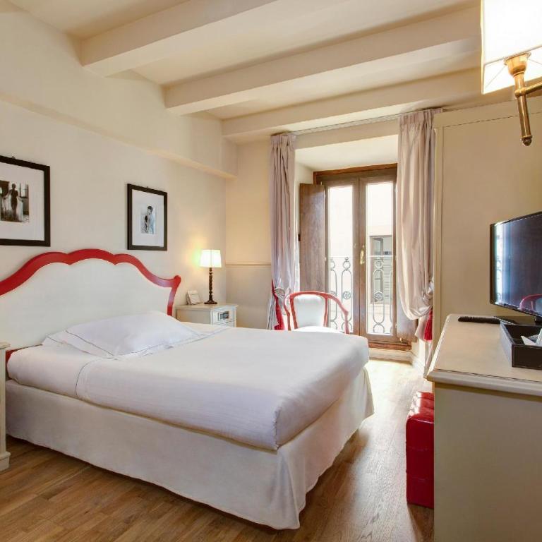 Grand Hotel Cavour - Camera Queen - 2