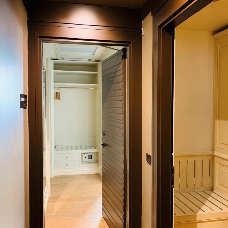 Grand Hotel Cavour - Camera Familiare (4 Adulti) - 6
