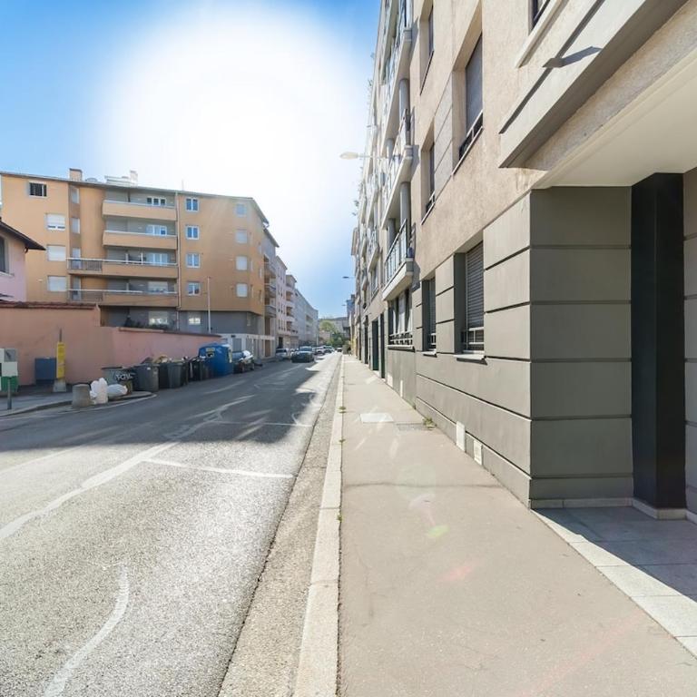 Balcon et Design urbain - Lyon et Metro - Appartement 1 Chambre - 15