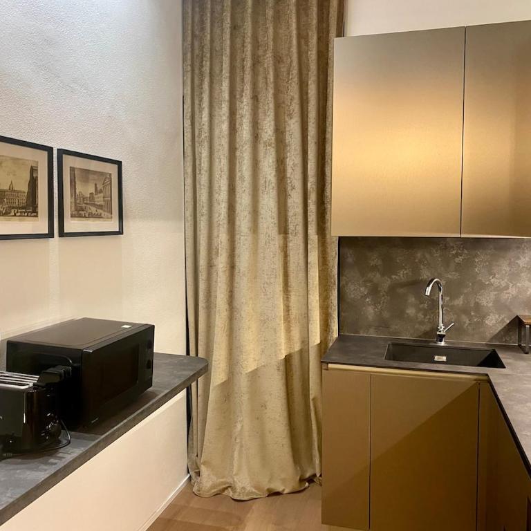 San Francesco Crystal Suite - Two-Bedroom Deluxe Apartment with Garden View - 15