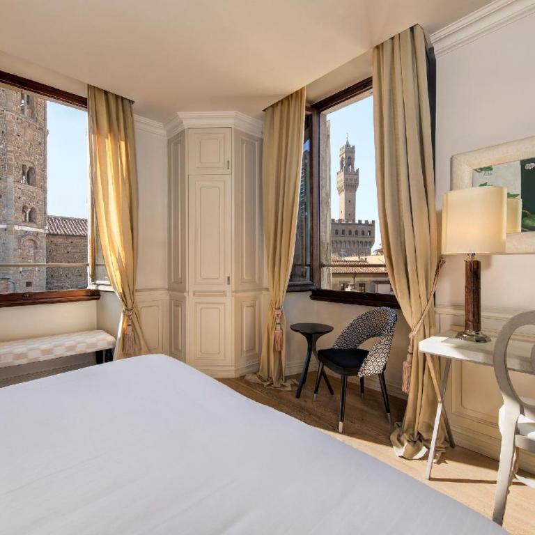 Grand Hotel Cavour - Camera Deluxe Matrimoniale/Doppia con Letti Singoli con Vista Città - 6