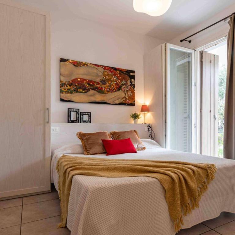 Modern apartment with pool and garden - Appartement - 17