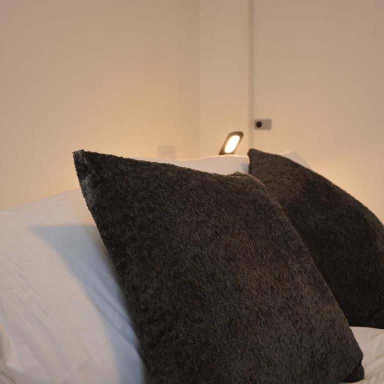 Maison MonChalet - Four-Bedroom Vacation Home - 13