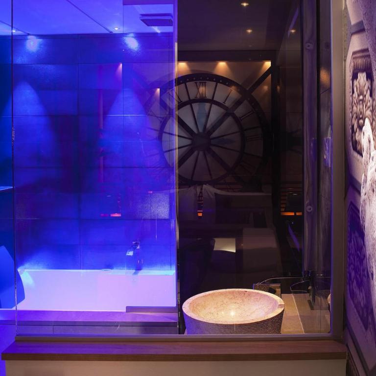 Secret de Paris - Hotel & Spa - Chambre Musée d'Orsay avec Bain à Remous - 3