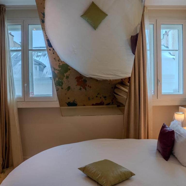 Secret de Paris - Hotel & Spa - Chambre Atelier d'Artiste avec Bain à Remous - 3