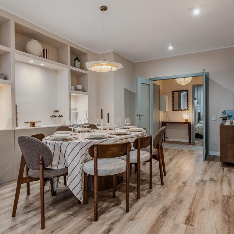 Comfortable and spacious flat in Barcelona - Three-Bedroom Apartment - 7